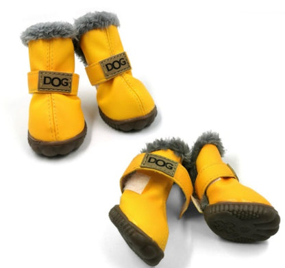 Hunde warme Schneestiefel