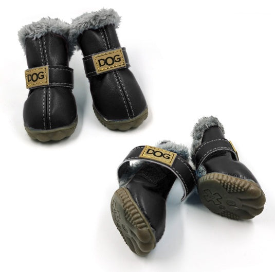 Hunde warme Schneestiefel