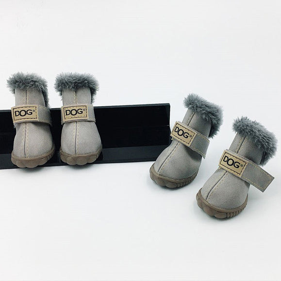 Hunde warme Schneestiefel