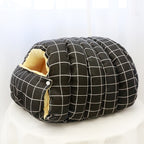 Four Seasons Washable House Closed Cat Kennel