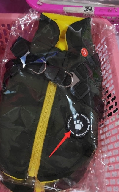 Warm Dog Zipper Jacket – Adjustable Leash Harness for Autumn & Winter