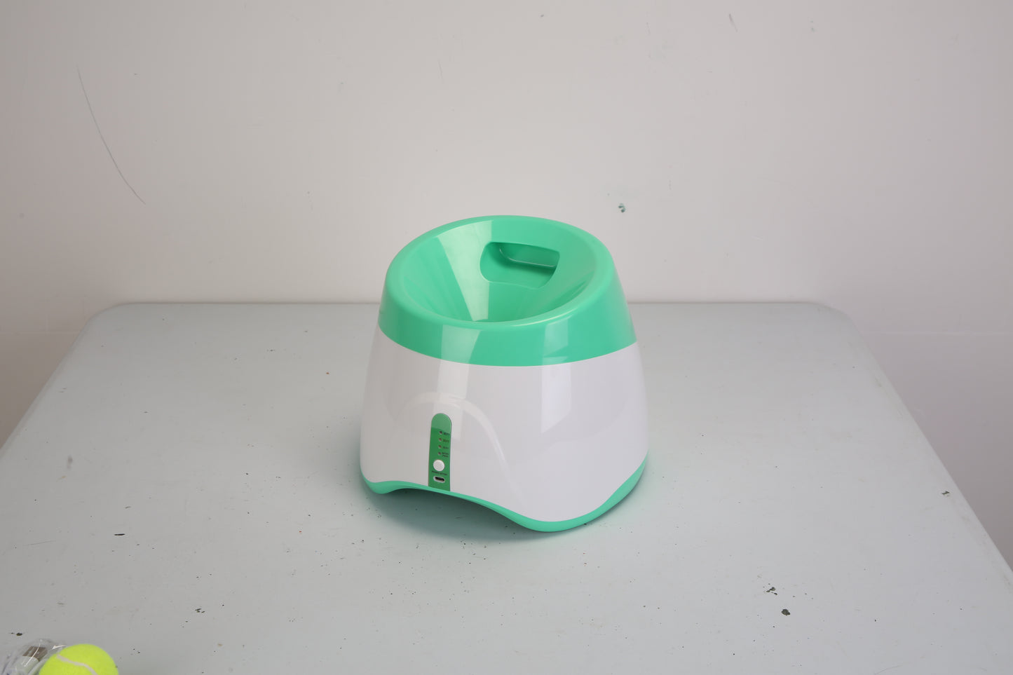 Automatic Dog Toy Ball Launcher With 3 Adjustable Launch Distance